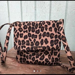 🤎🖤NINE WEST CHEETAH PRINT CROSSBODY BAG🖤🤎
